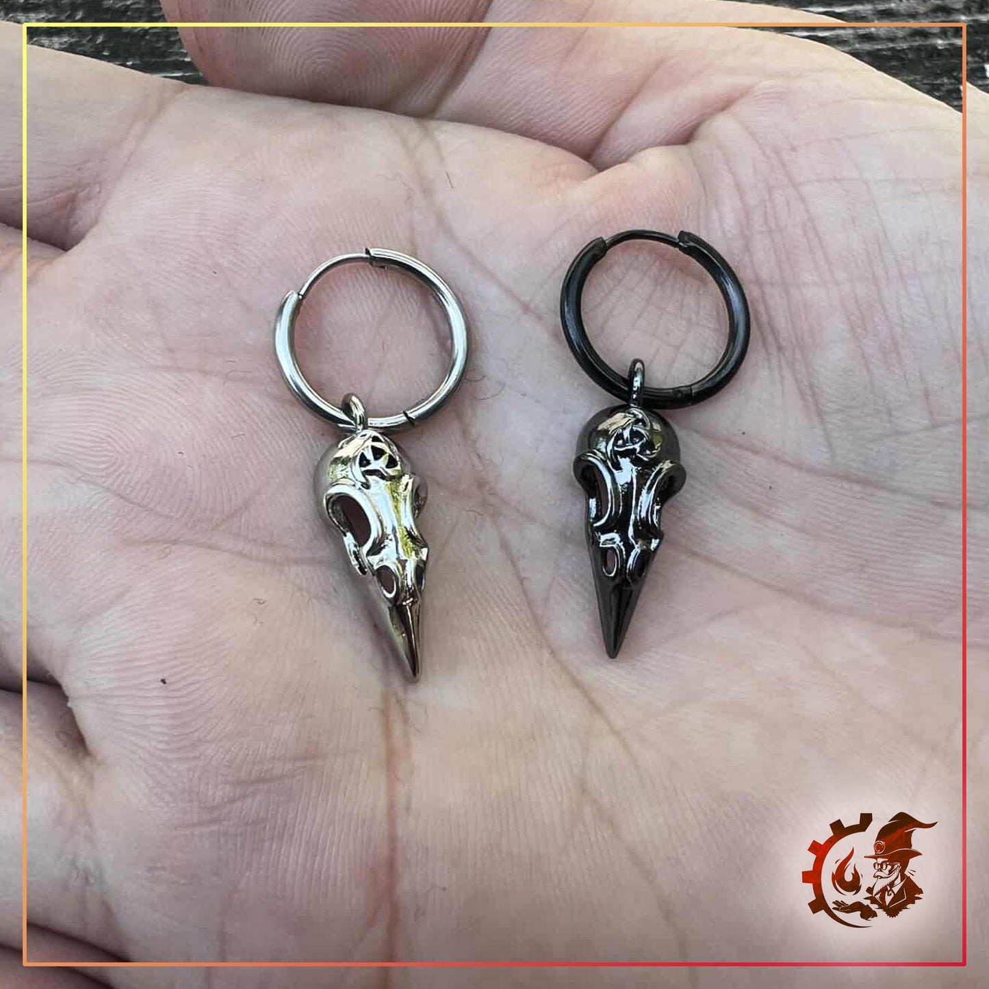 Earrings: Crow's heads