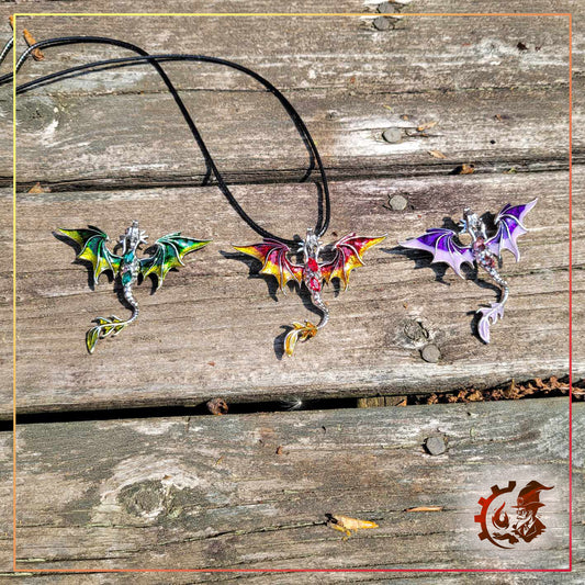 Épinglette ou collier Dragon scintillant