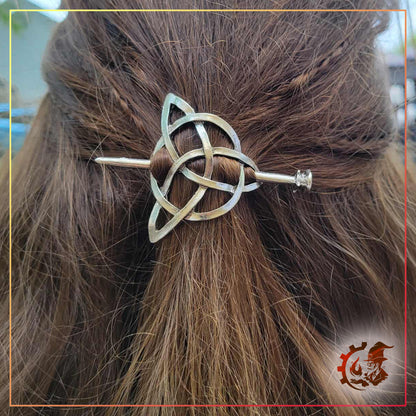 Épingle à cheveux Triquetra
