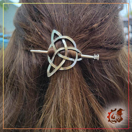 Épingle à cheveux Triquetra